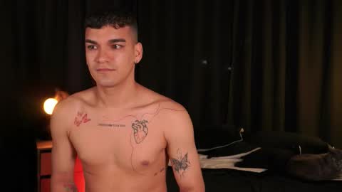 Snapshot of eroswild_ chatting on 30, 10, 2025 Eros Wild online show from 30, 10, 2025