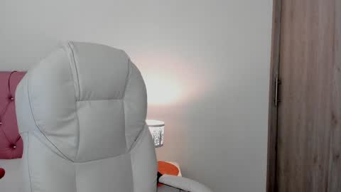 Karen online show from 2, 12, 2024