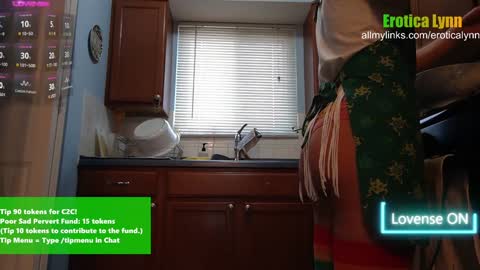 Snapshot of eroticalynn chatting on 2, 1, 2025 Lynn online show from 2, 1, 2025