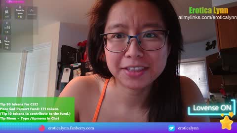 Snapshot of eroticalynn chatting on 23, 1, 2025 Lynn online show from 23, 1, 2025