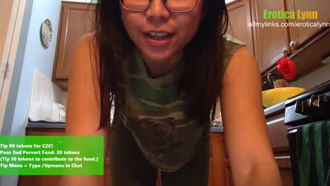 Snapshot of eroticalynn chatting on 6, 2, 2025 Lynn online show from 6, 2, 2025