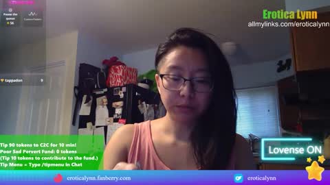 Snapshot of eroticalynn chatting on 5, 3, 2025 Lynn online show from 5, 3, 2025