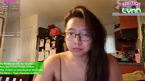 Lynn   online show from 25, 11, 2025