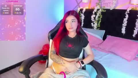 Snapshot of erotik_scarlett chatting on 21, 11, 2025 erotik scarlett online show from 21, 11, 2025