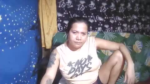 Snapshot of ervanamorge chatting on 5, 11, 2025 Ervana online show from 5, 11, 2025