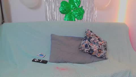 Snapshot of erzsidragon chatting on 14, 3, 2026 ErzsiDragon online show from 14, 3, 2026