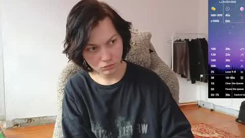 Snapshot of esajukyy chatting on 28, 4, 2026 esajukyy online show from 28, 4, 2026