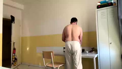 Snapshot of escapee4a chatting on 3, 2, 2025 samshiro4k online show from 3, 2, 2025