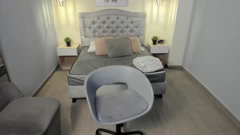 Escarlet online show from 15, 11, 2025