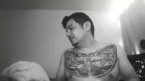 Snapshot of escodamus12 chatting on 5, 3, 2025 escodamus12 online show from 5, 3, 2025