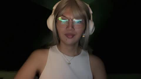 Chelliane online show from 5, 12, 2025