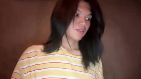 Snapshot of esilchan chatting on 14, 5, 2026 Chelliane online show from 14, 5, 2026