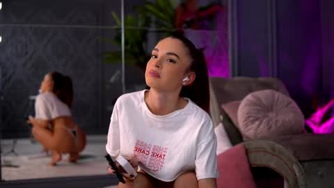 Raluca  online show from 5, 12, 2024