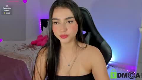 Esmeralda online show from 19, 7, 2026