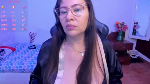 esme online show from 12, 10, 2025