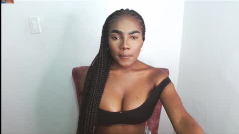 Snapshot of esmeralda_parck chatting on 12, 1, 2025 Esmeralda parck online show from 12, 1, 2025