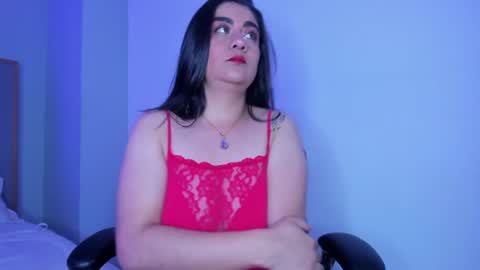 Snapshot of esmeralda_rose__ chatting on 17, 6, 2026 esmeralda_rose__ online show from 17, 6, 2026