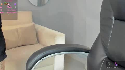 Esmeralda Grace  online show from 15, 9, 2025