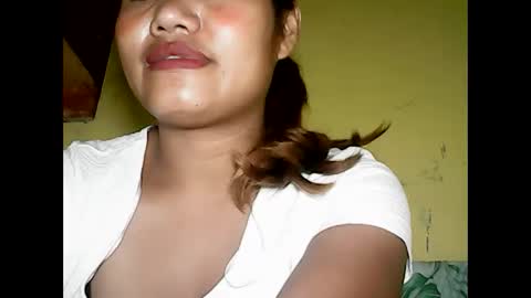 Snapshot of especialgirl_28 chatting on 22, 1, 2025 especialgirl_28 online show from 22, 1, 2025