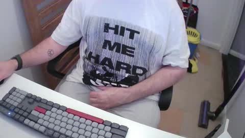 Snapshot of essex_wild chatting on 2, 11, 2025 Morph online show from 2, 11, 2025