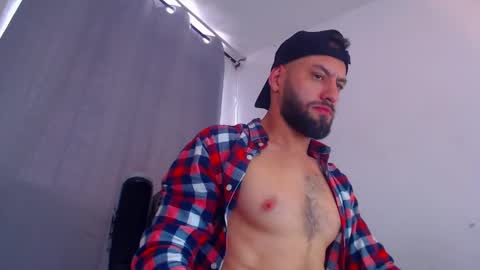 Snapshot of esteban7984068 chatting on 11, 2, 2025 esteban online show from 11, 2, 2025