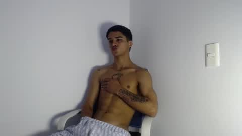 Snapshot of estebanjm22 chatting on 27, 2, 2026 Esteban online show from 27, 2, 2026