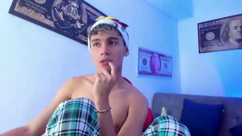 Snapshot of estebanperez_ chatting on 24, 12, 2024 Esteban online show from 24, 12, 2024