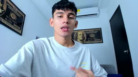 Snapshot of estebanperez_ chatting on 15, 1, 2025 Esteban online show from 15, 1, 2025