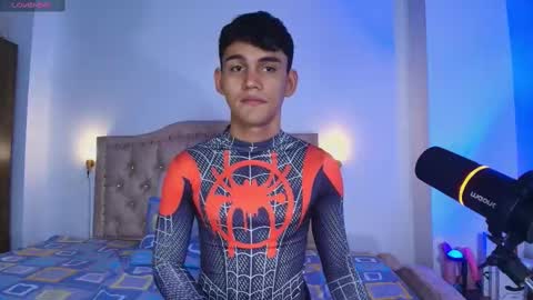 Snapshot of estebanperez_ chatting on 19, 9, 2025 Esteban online show from 19, 9, 2025