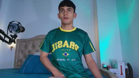 Snapshot of estebanperez_ chatting on 24, 9, 2025 Esteban online show from 24, 9, 2025