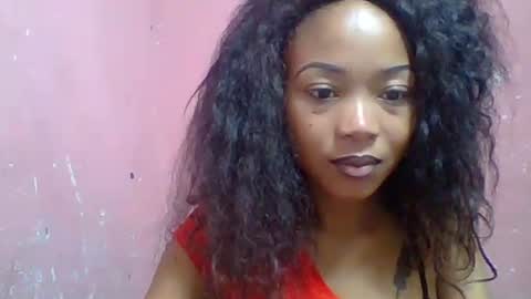 estelah20 online show from 3, 10, 2025