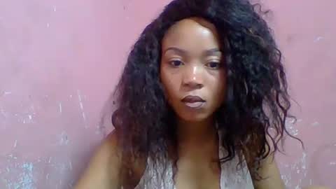 estelah20 online show from 17, 10, 2025