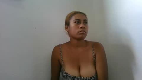 Snapshot of estelah796836 chatting on 6, 6, 2026 estelah796836 online show from 6, 6, 2026