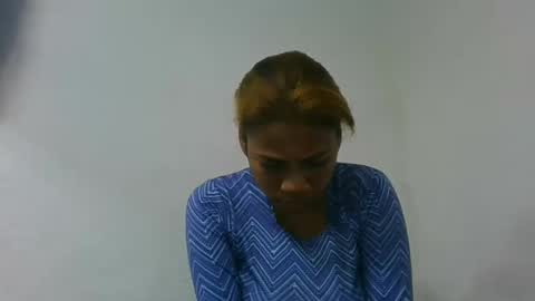 Snapshot of estelah796836 chatting on 18, 6, 2026 estelah796836 online show from 18, 6, 2026