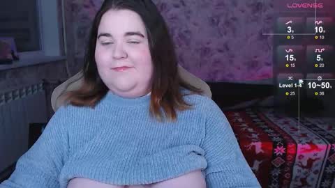 estelle_hicks online show from 7, 11, 2025