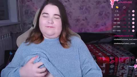 estelle_hicks online show from 13, 11, 2025