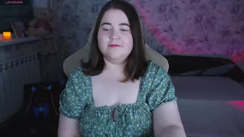 estelle_hicks online show from 28, 5, 2026