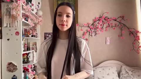 Snapshot of estellezdebski chatting on 12, 7, 2026 estellezdebski online show from 12, 7, 2026