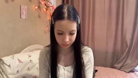 Snapshot of estellezdebski chatting on 30, 7, 2026 estellezdebski online show from 30, 7, 2026