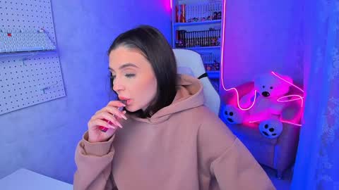 Snapshot of estercollins chatting on 7, 12, 2024 Ester online show from 7, 12, 2024