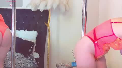 Esthera   online show from 2, 4, 2026