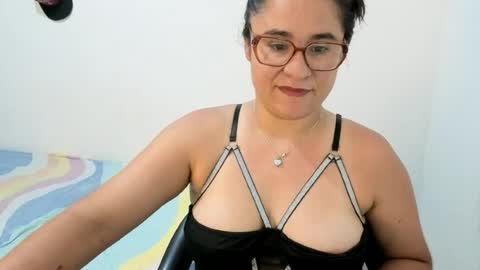 estrellajunior online show from 8, 7, 2026
