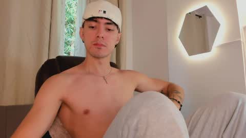 etham_wolf1 online show from 10, 4, 2026