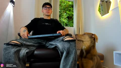 etham_wolf1 online show from 6, 6, 2026