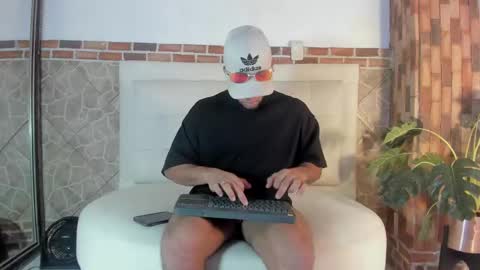 ethan helmut online show from 2, 12, 2024