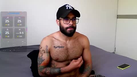 Snapshot of ethan_hunter87 chatting on 23, 10, 2025 Ethan online show from 23, 10, 2025