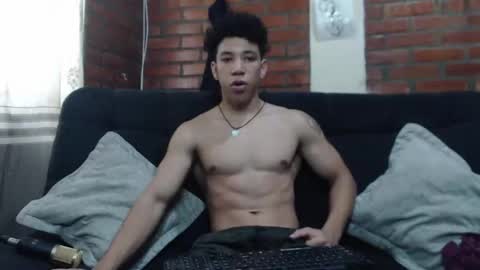 Snapshot of ethan_noir chatting on 29, 1, 2025 Ethan Noir online show from 29, 1, 2025