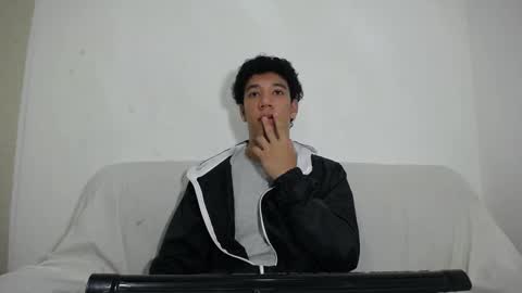 Snapshot of ethan_noir chatting on 21, 2, 2025 Ethan Noir online show from 21, 2, 2025