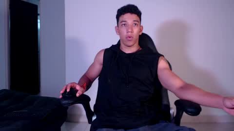 Snapshot of ethan_noir chatting on 31, 5, 2026 Ethan Noir online show from 31, 5, 2026