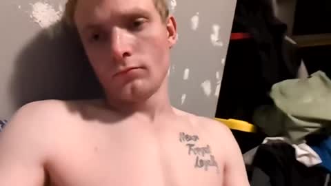 Snapshot of ethanbmx2001 chatting on 5, 8, 2026 ethanbmx2001 online show from 5, 8, 2026